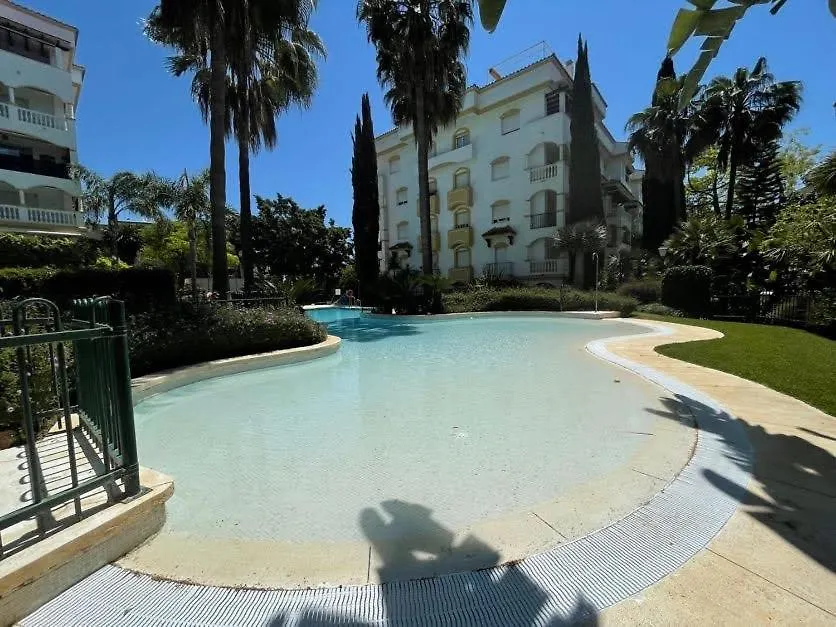 Hacienda De Los Nagueles Golden Mile - Eaw Homes Marbella 0*,